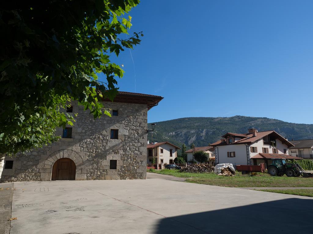 מלון Arruazu Casa Rural Martxoenea Landetxea מראה חיצוני תמונה